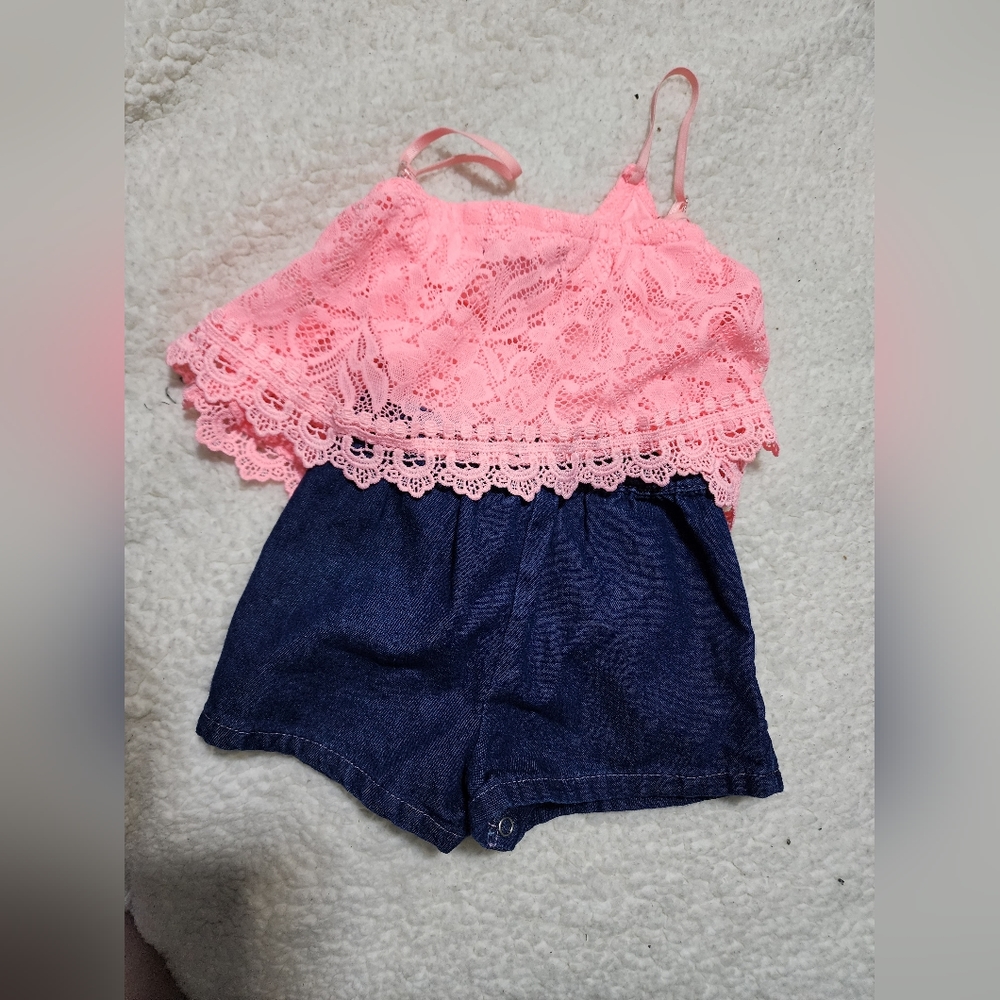 Girls jumpsuit.